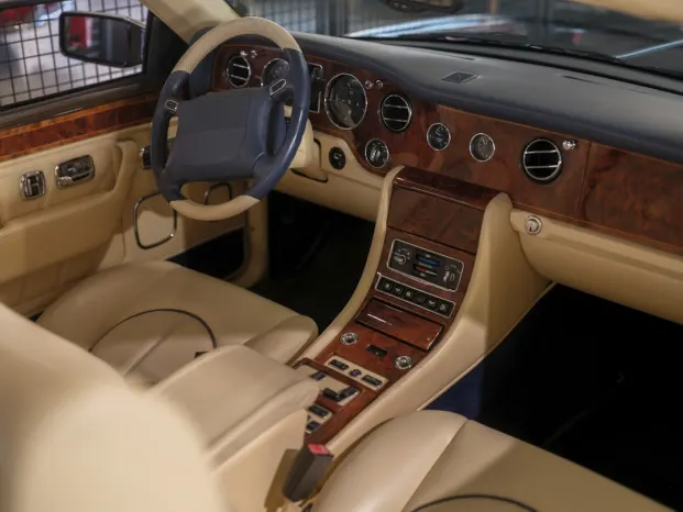 كازينو جاكبوت فيليدج تطبيق أندرويد/آي أو إس